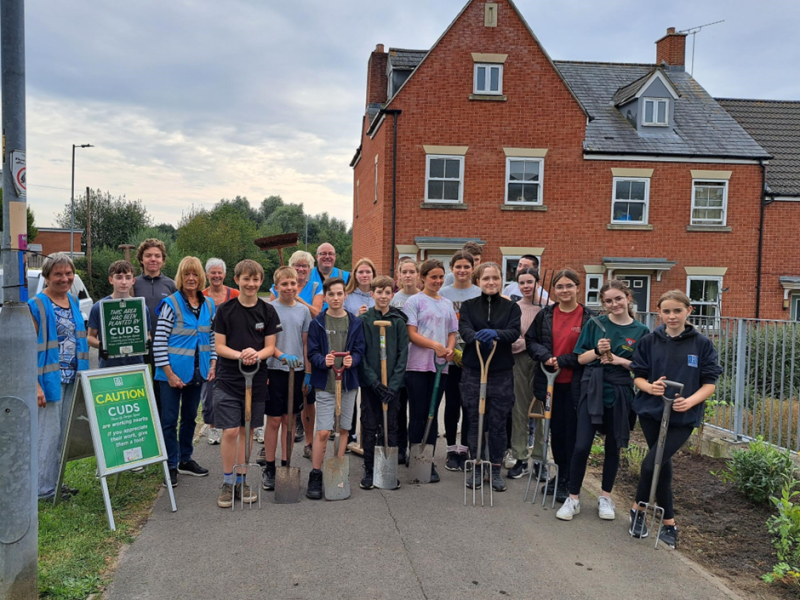 Devizes Teenagers Give Up Spare Time to Help Community Gardening Project